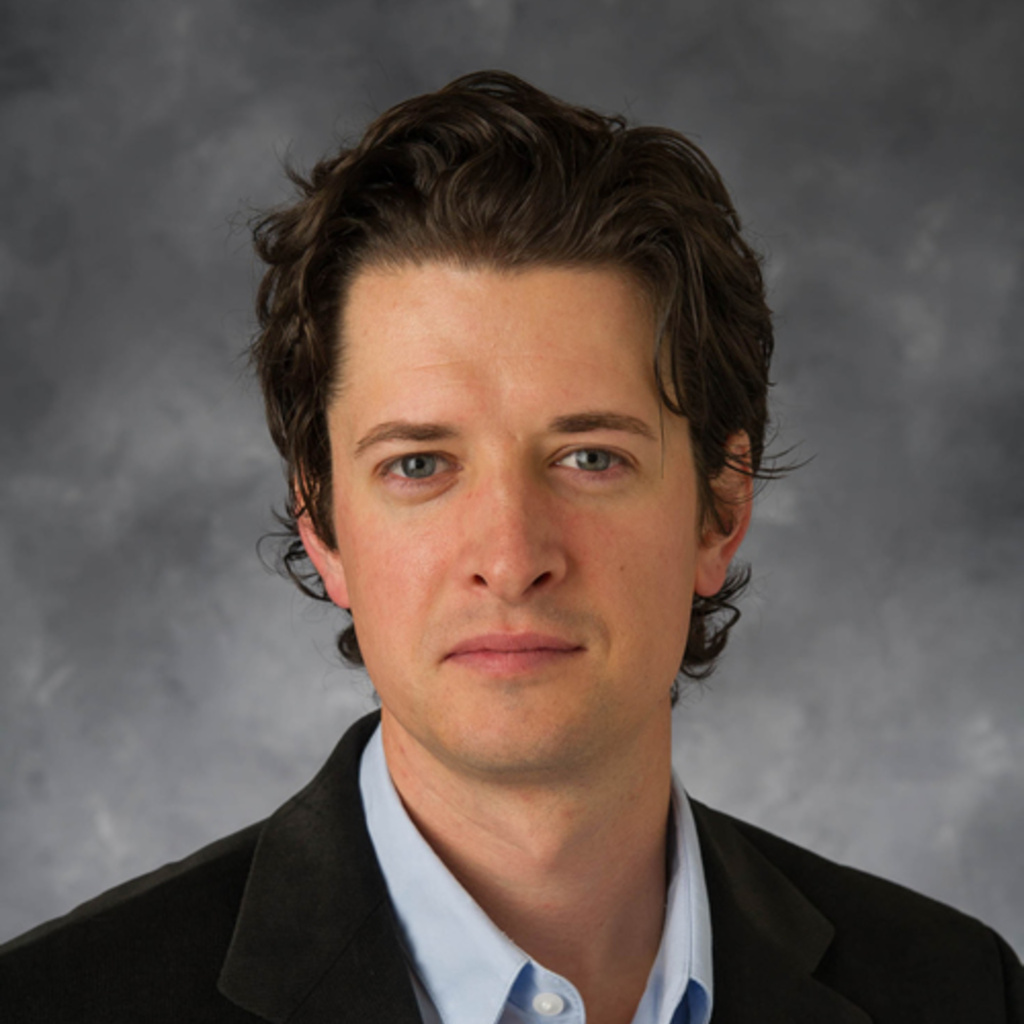 Headshot of Lucas Carr