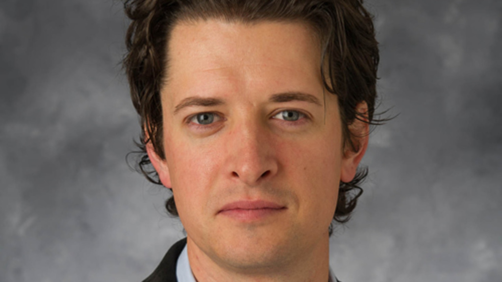 Headshot of Lucas Carr